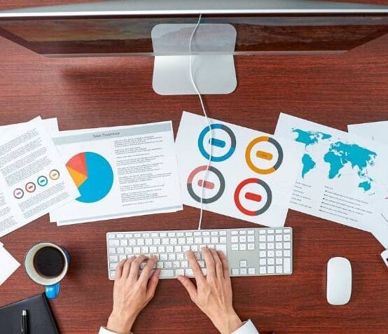 Analisis Retorika Visual dan Sentimen Analisis pada Kampanye Ganjar Pranowo di dalam Video Adzan Maghrib